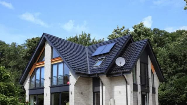 Ile dachówek na palecie? Sprawdź, ile zaoszczędzisz na zakupie Ile dachówek na palecie? Sprawdź, ile zaoszczędzisz na zakupie